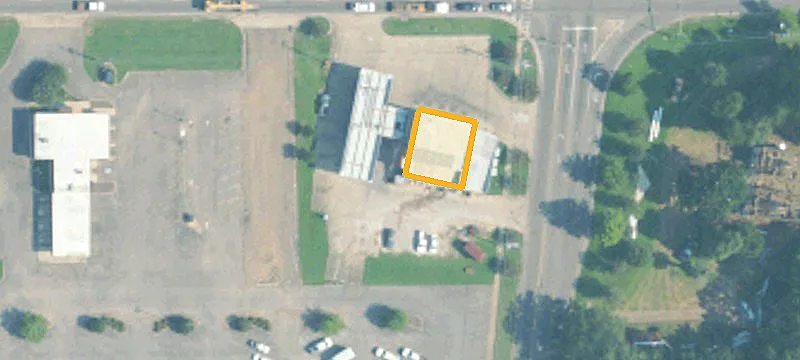 301 Hwy 12th W