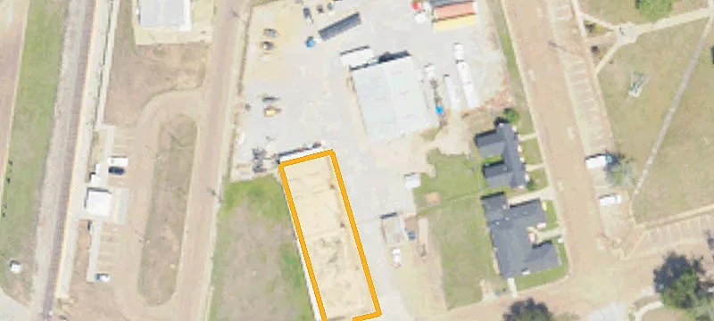 215 Pecan St