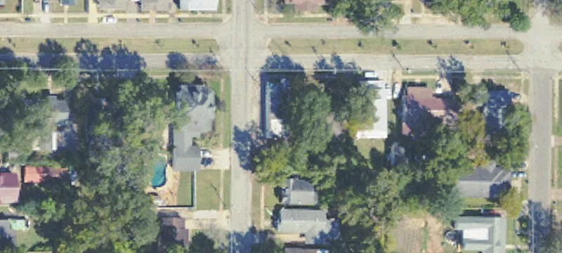 908 Main St