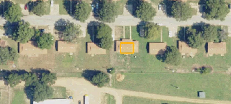906 Hearn Ave