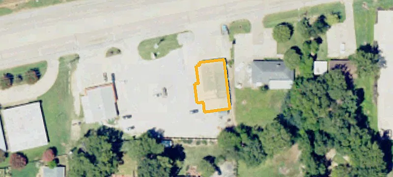 807 Hwy 82nd W