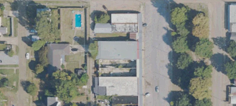 715 Grand Ave