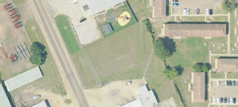 1230 Desoto Ave