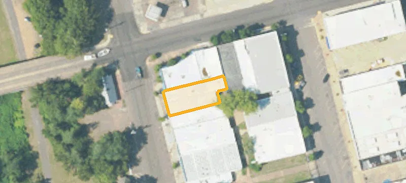208 Sunflower Ave