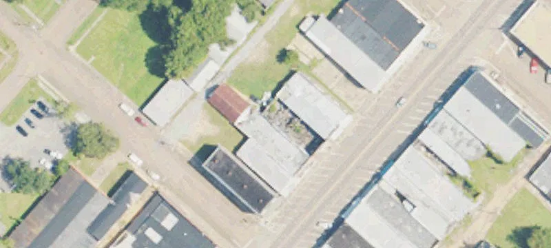 2211 Columbia Ave