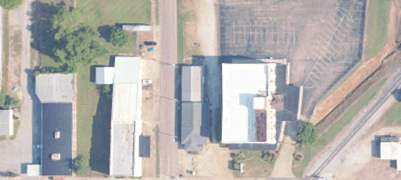 26225 Main St