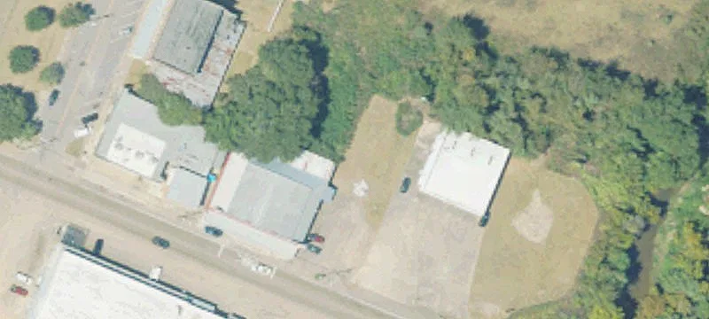 325 Bay St