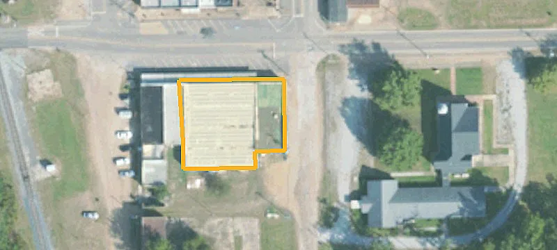 13846 Main St