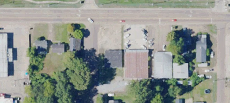 1711 Strong Ave