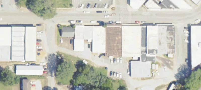 305 College St