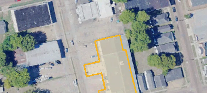 715 Main St