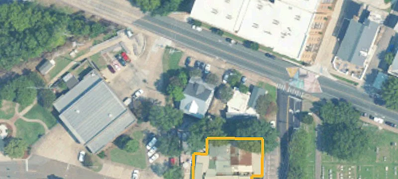 508 University Dr