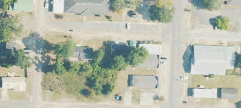 102 2nd W St