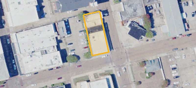 324 Main St
