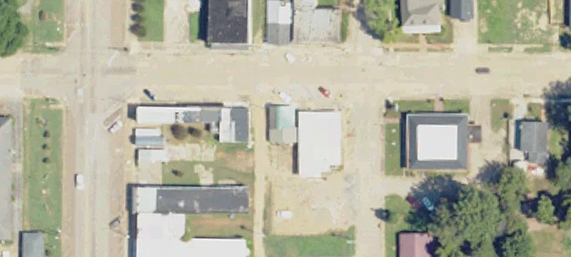 306 2nd Ave