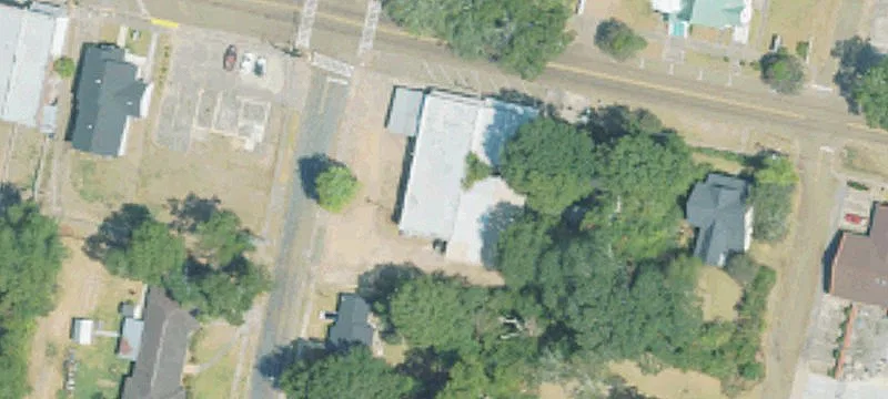 Ses Main St