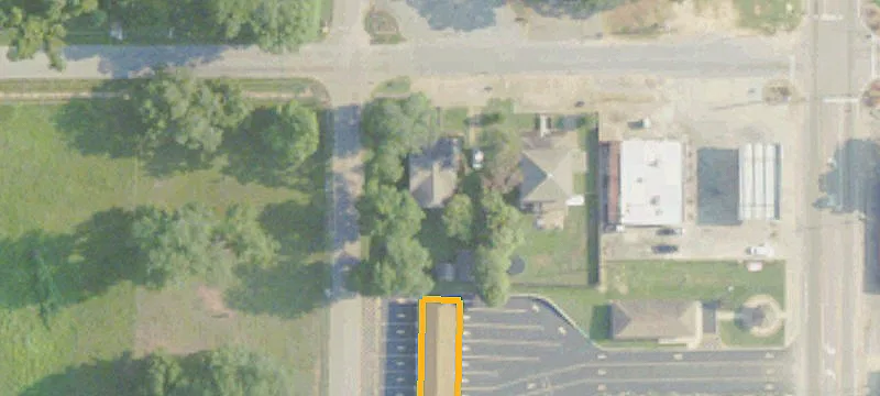 124 College W Ave