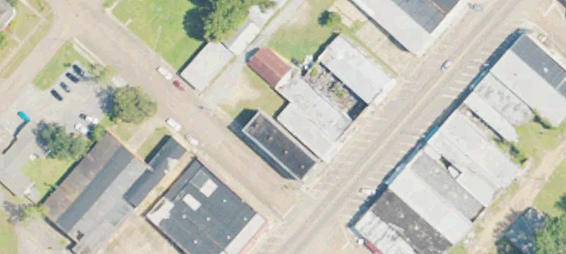 2202 Columbia Ave