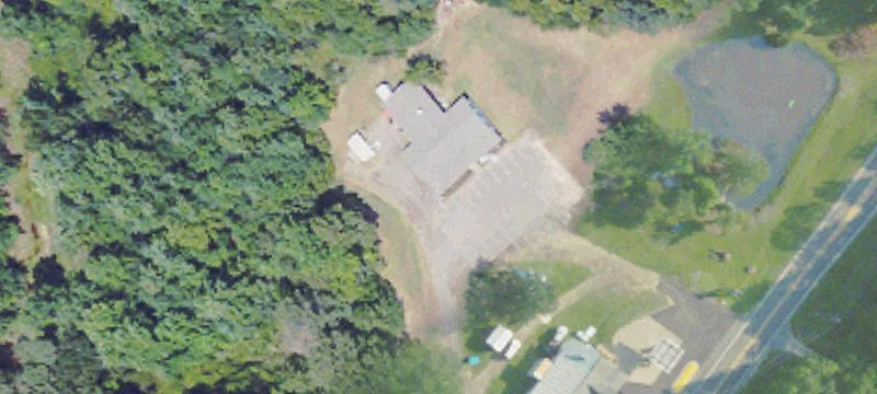 1129 Pkwy Dr