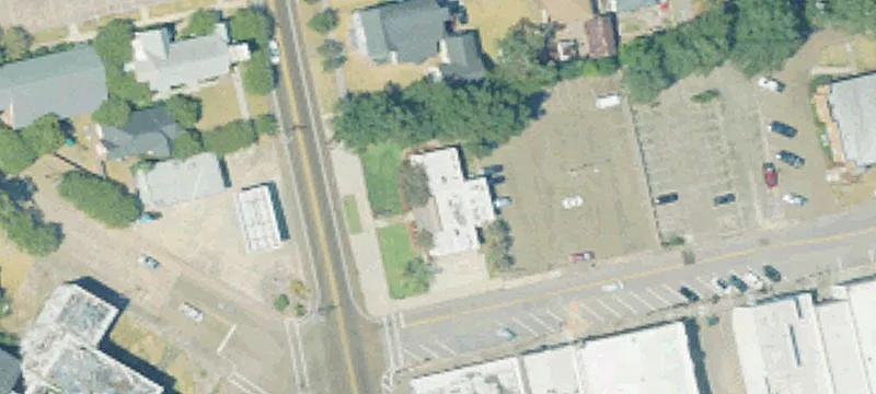 200 Broadway St