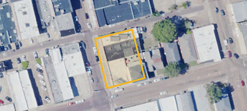 121 Main St