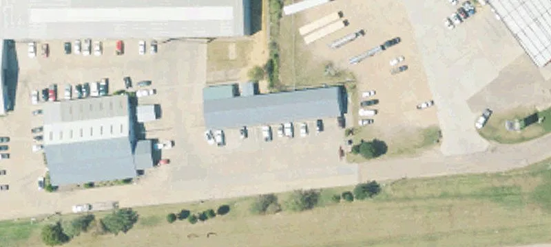 15 Lincoln NE Rd