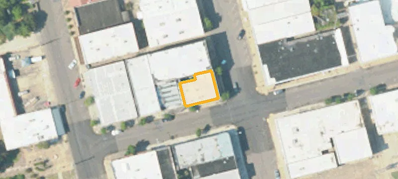 271 Delta Ave