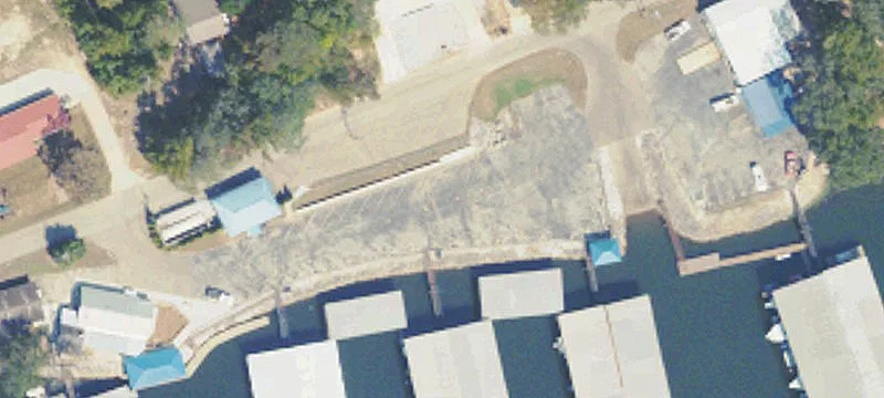 892 County Rd 956