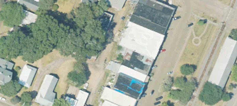 161 Railroad N Ave