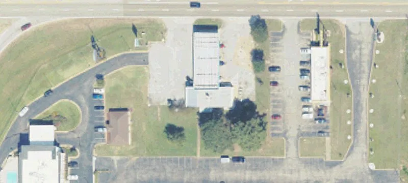 72 Expy Shop, Unit 3