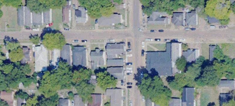 800 Ave F F