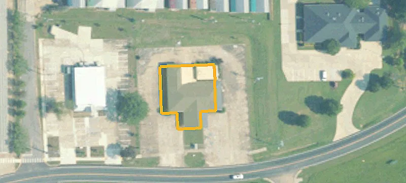 513 Academy Rd