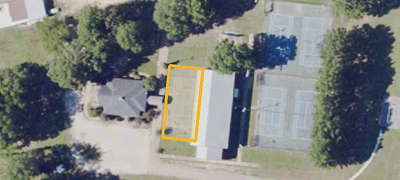 1407 Levee Rd