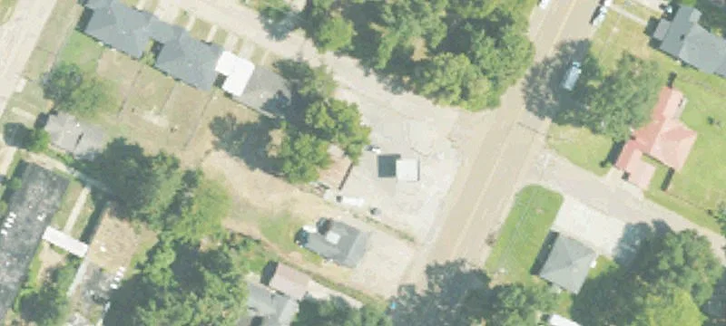 935 Grand Ave