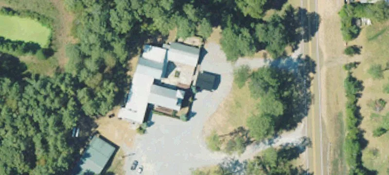 3135 Hwy 51st N