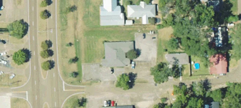 215 Hwy 51st S