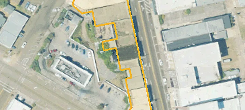 123 Broadway St, Unit 125
