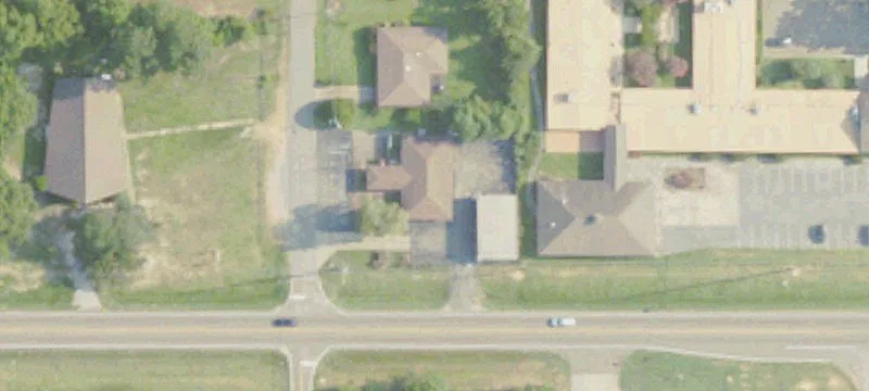 625 Central W Ave
