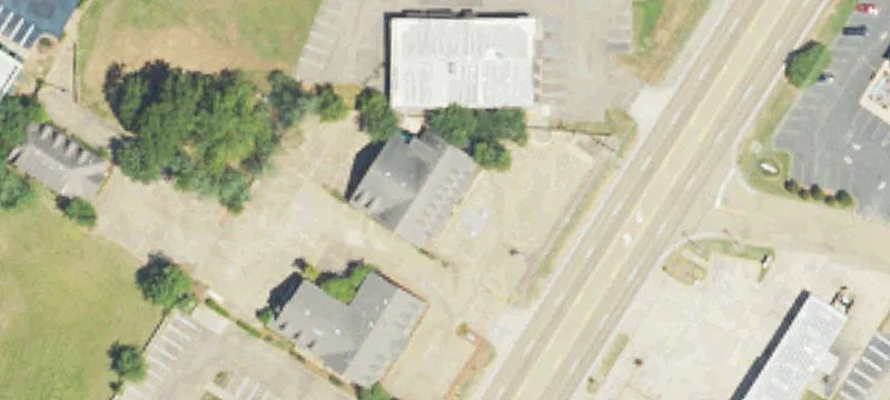 323 Hwy 51