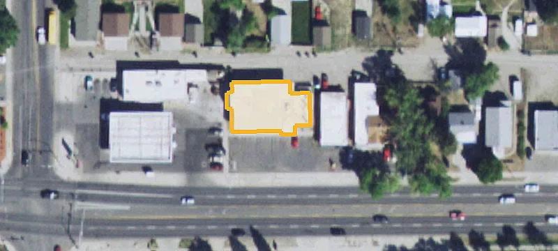 735 Grand Ave