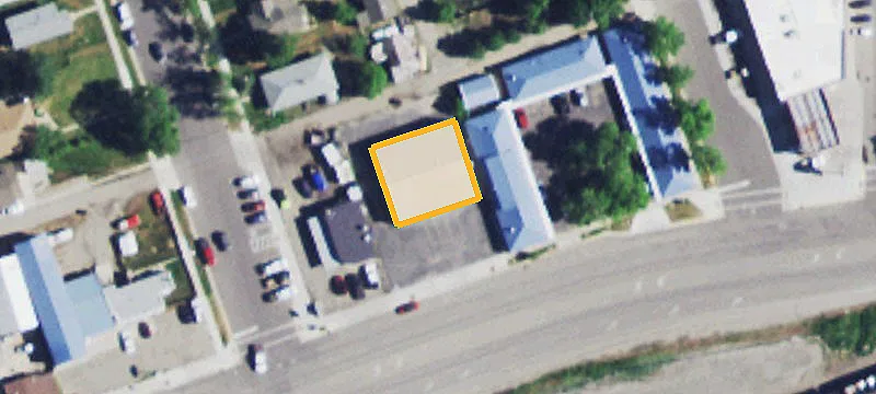 709 Main St