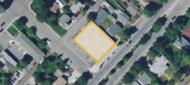 939 Stephens Ave