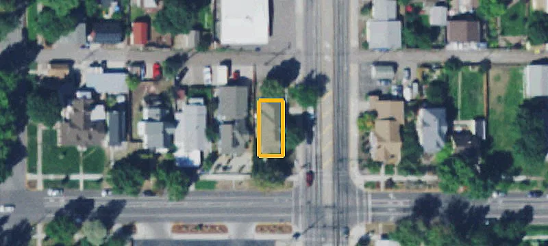 500 5th W St