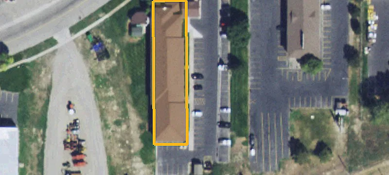 843 Pkwy Ln