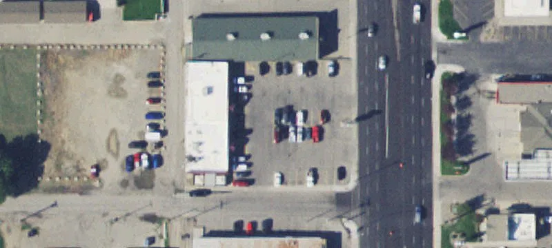 1432 Main St