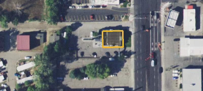 1214 Main St