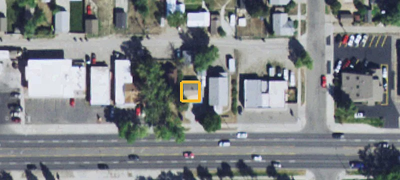715 Grand Ave