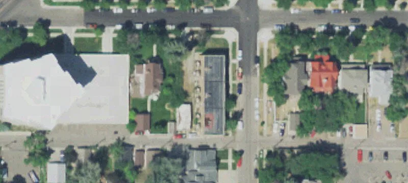 412 4th N St
