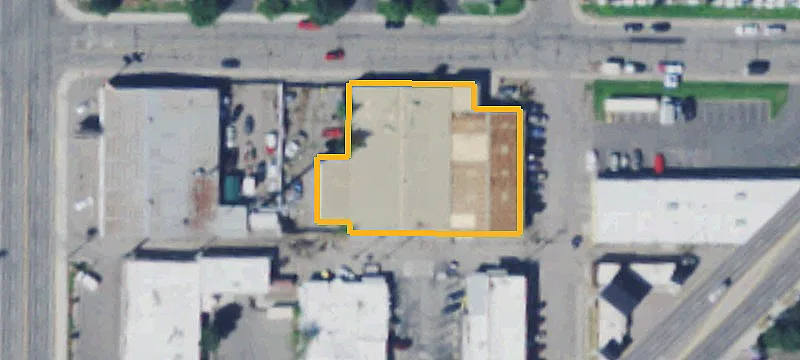 909 Strand Ave