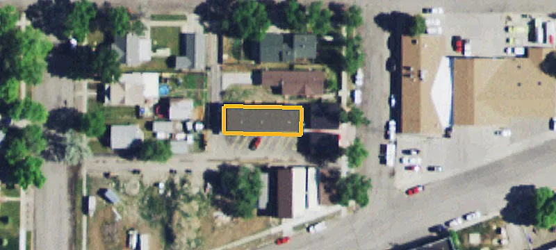 114 3rd Ave